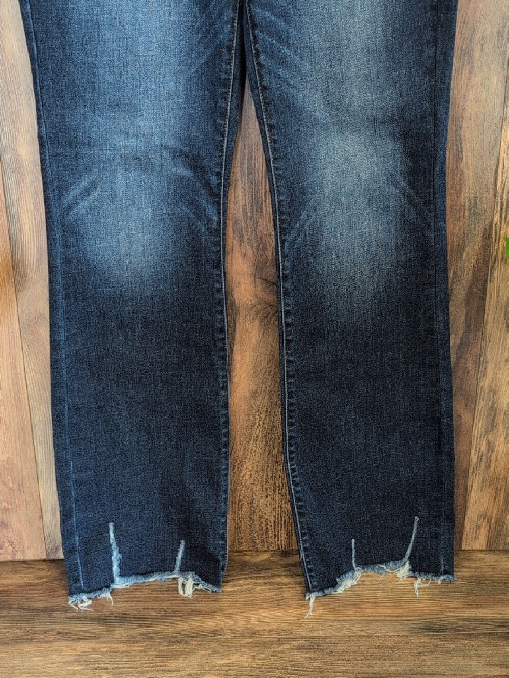 Judy Blue Dark Indigo Boot Cut Jeans with Frayed Hem 15/32 W286 - Picture 4 of 9
